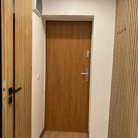 220 Na Park Lesny Apartment *